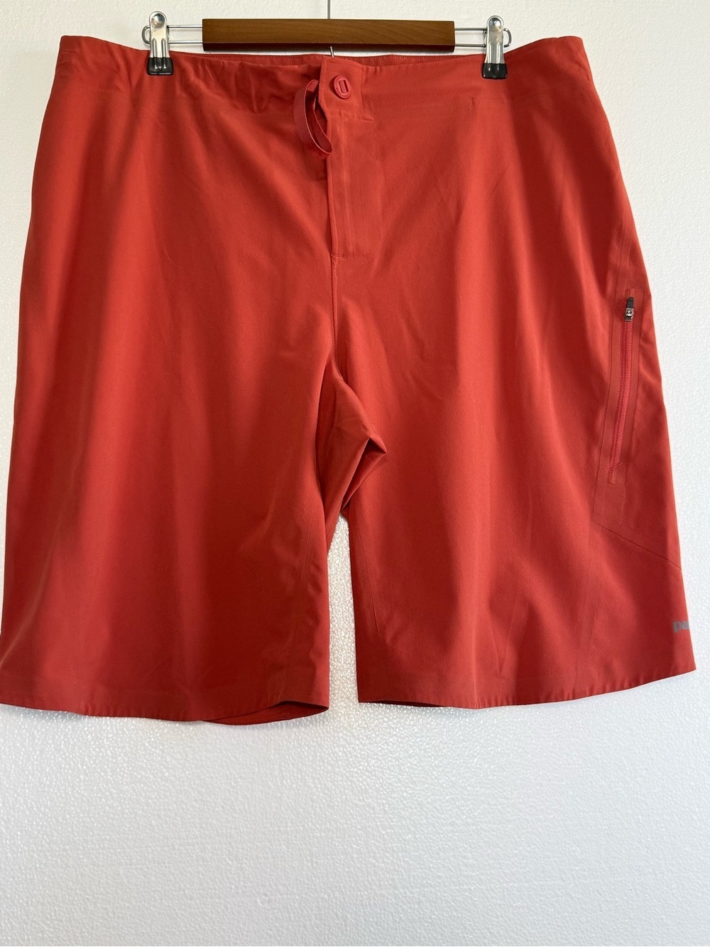 Patagonia Men’s Roamer Mountain Bike Shorts Size 38 Adobe Rust Color 11”
